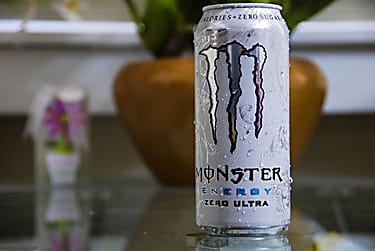 Load image into Gallery viewer, Monster Energy Ultra Sugar Free 500 ml (Pack of 12 x 500 ml)
